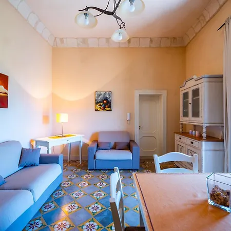 Le Tre Dimore Historic Homes * Borgagne