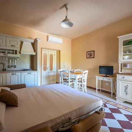 Le Tre Dimore Historic Homes * Borgagne