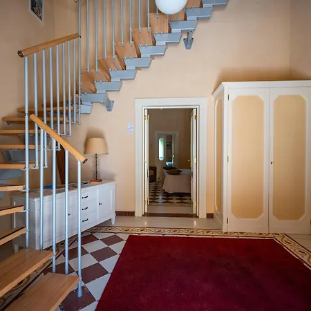 Le Tre Dimore Historic Homes * Borgagne