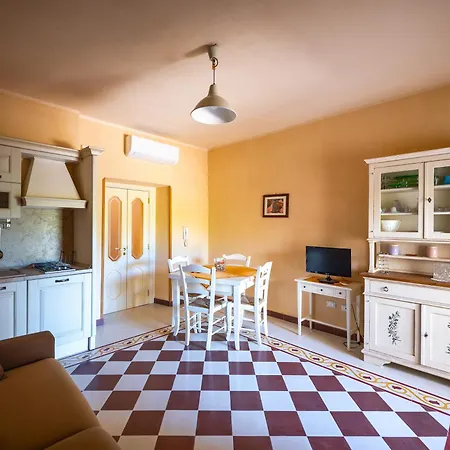 Le Tre Dimore Historic Homes Borgagne